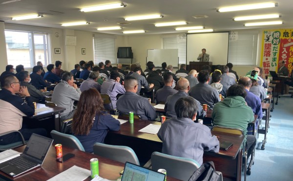 安全大会、安全祈願祭を行いました。